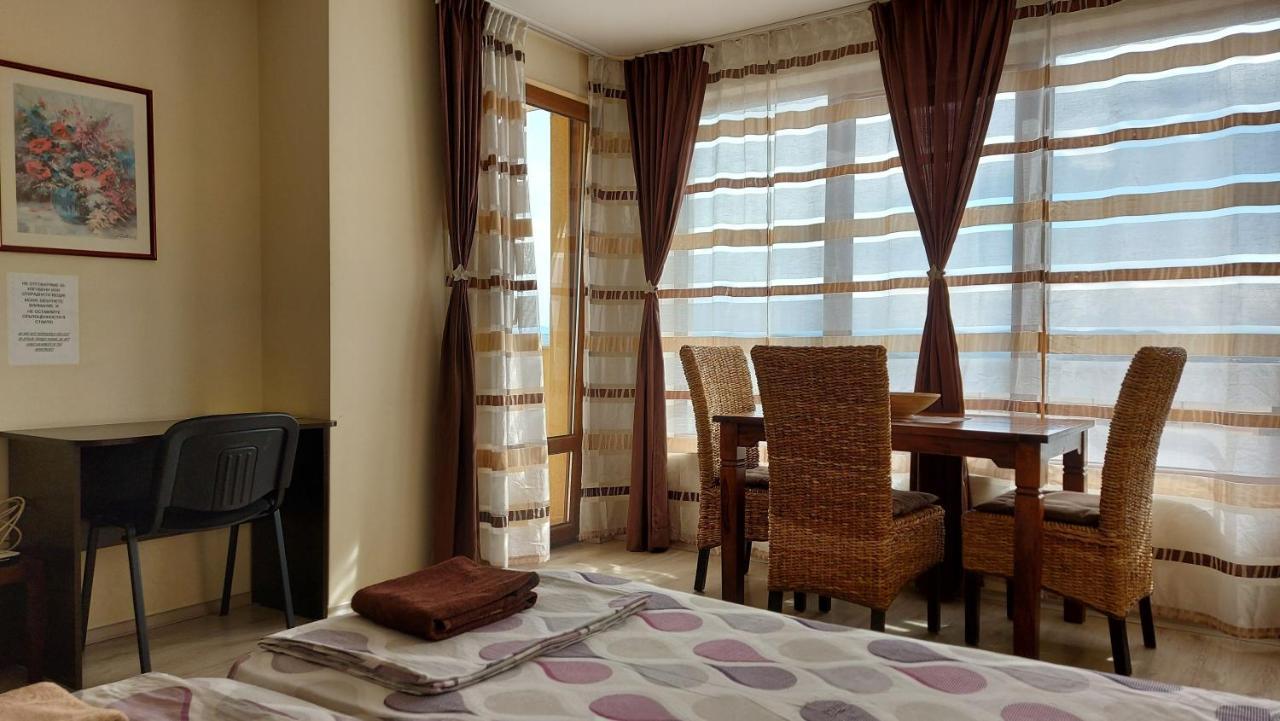 Panorama Apartment & Rooms Veliko Turnovo ภายนอก รูปภาพ